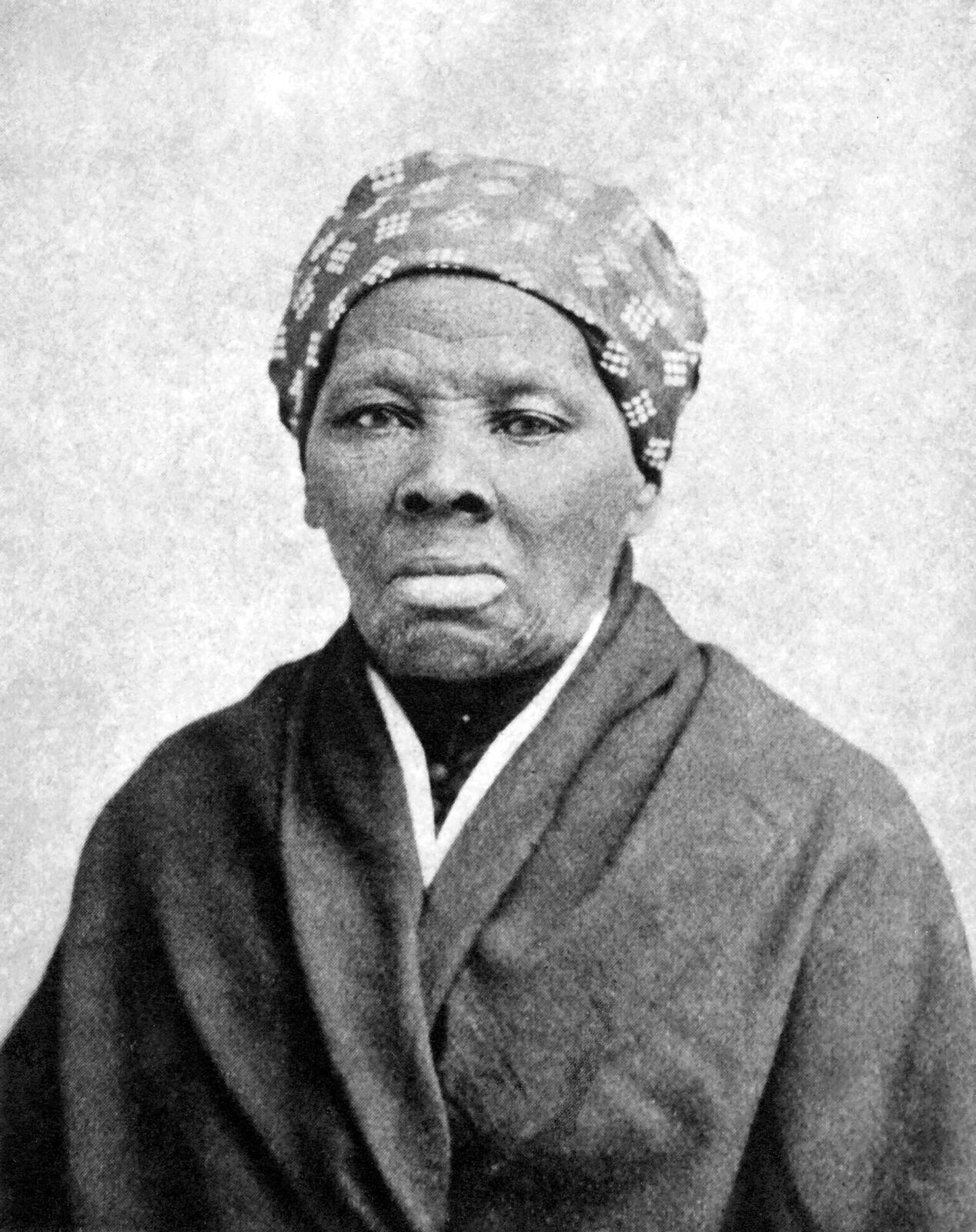Harriet Tubman portrait picture - black and white